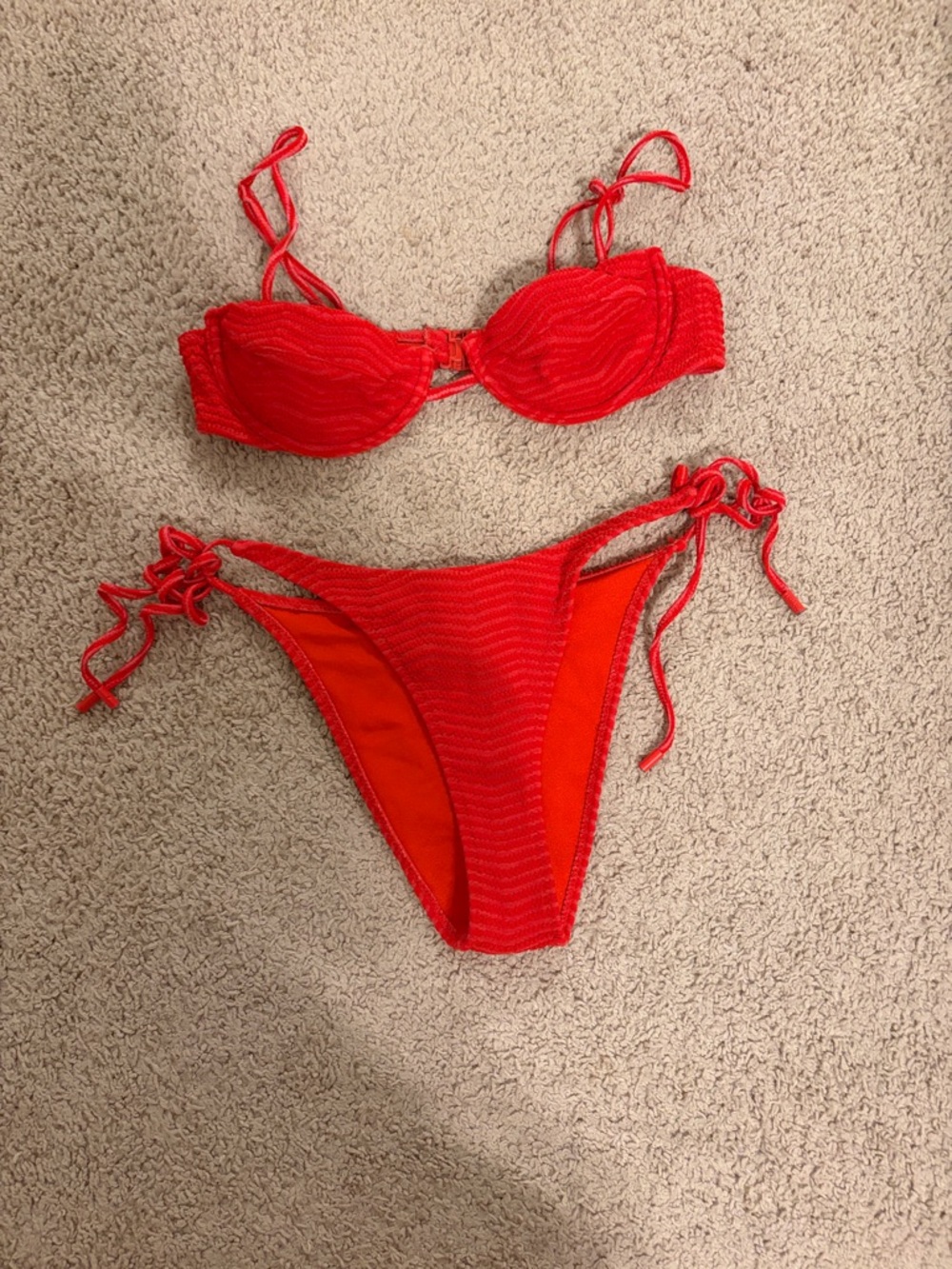 Triangl Red Bikini Set XS top & small bottoms